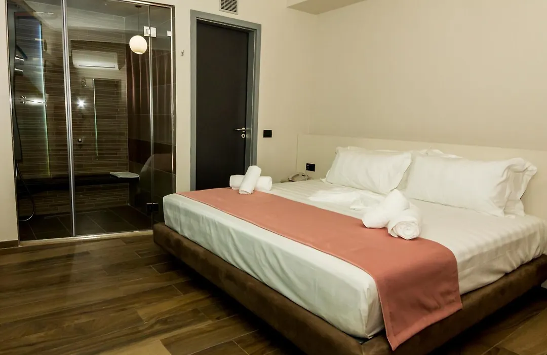 Hotel Pandora Residence-1